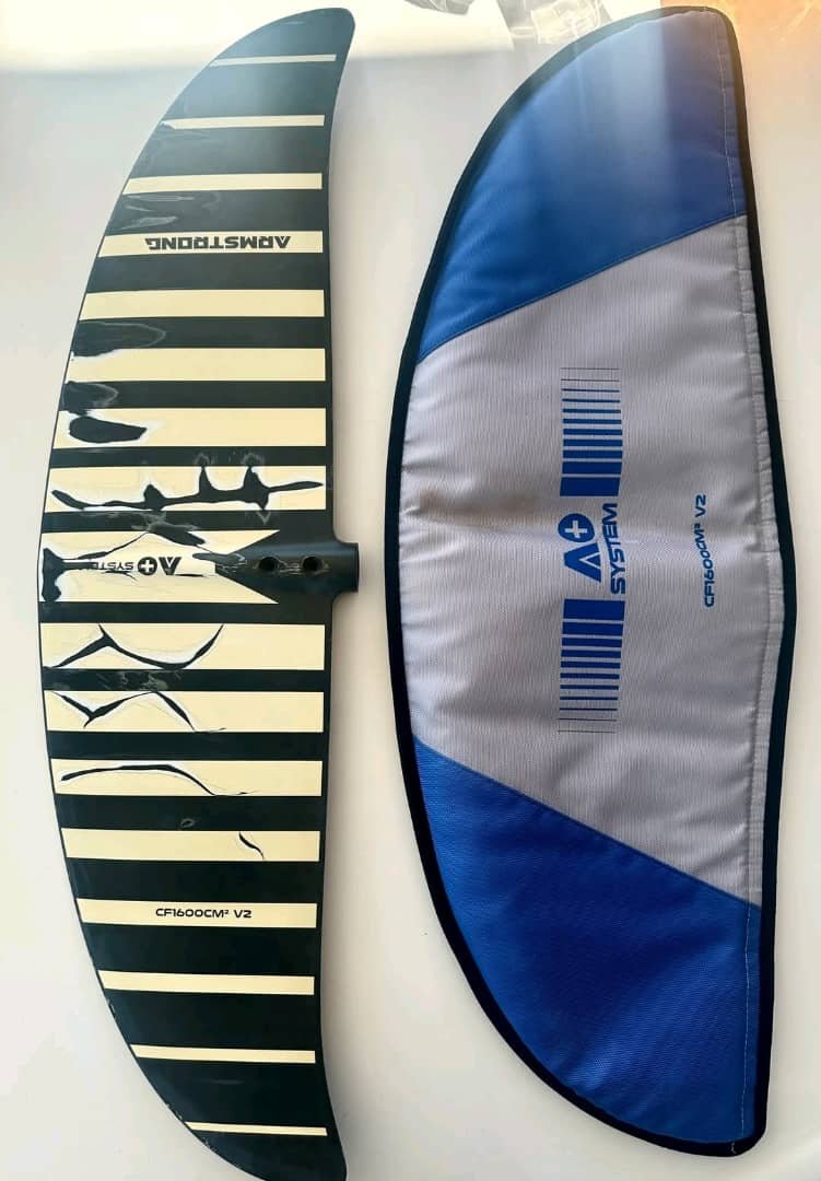 Armstrong CF1600 V2