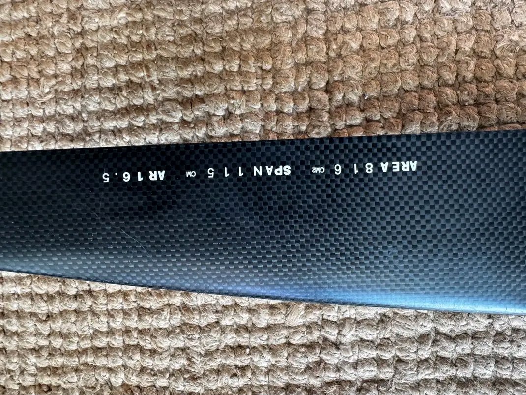 F-ONE Momentum 816 front wing