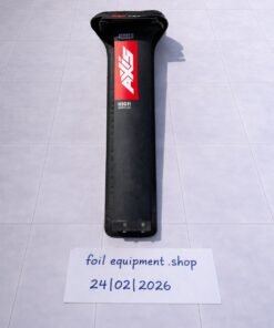 Axis foil mast