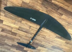 F-One 1400 Seven Seas foil complete setup